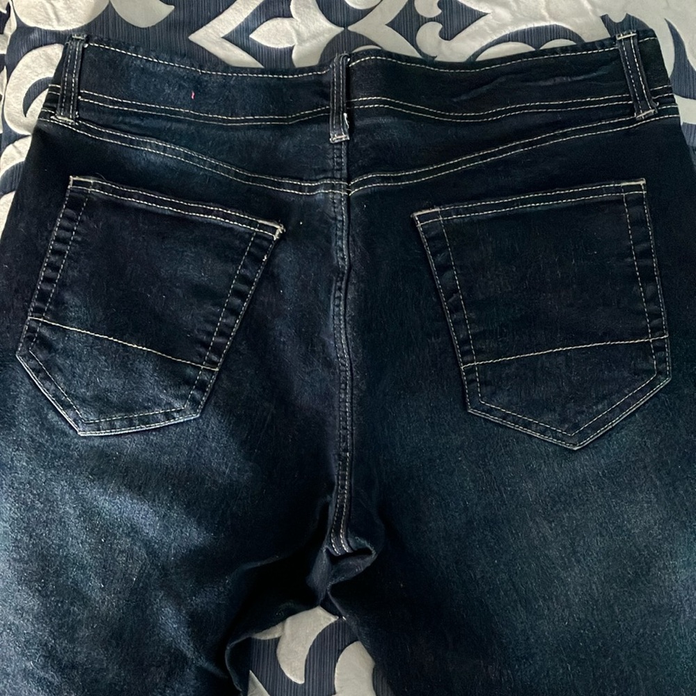 Izod Blue Straight fit Sportflex Denim Jeans - Picture 3 of 4